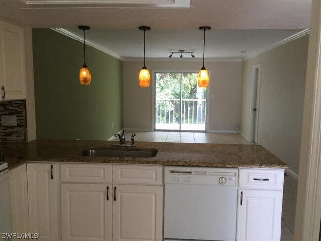 Building Photo - 2355 Naples Trace Cir