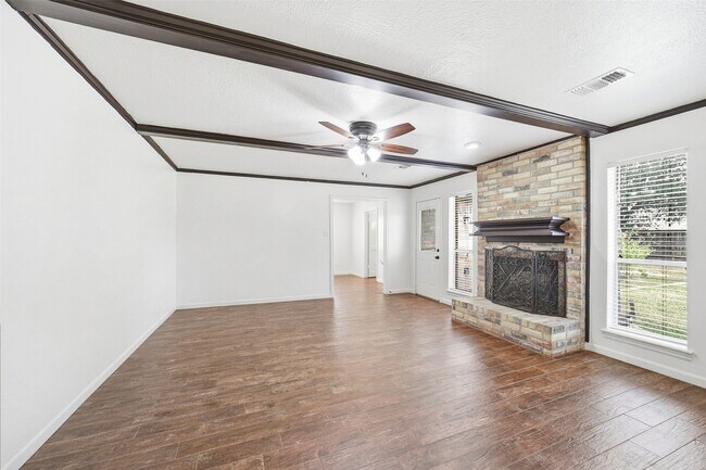 Building Photo - 1914 Abby Aldrich Ln