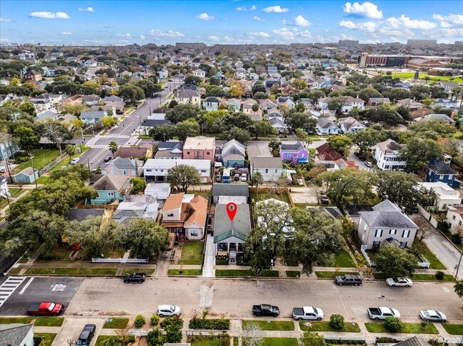 Building Photo - 3715 Avenue O 1/2