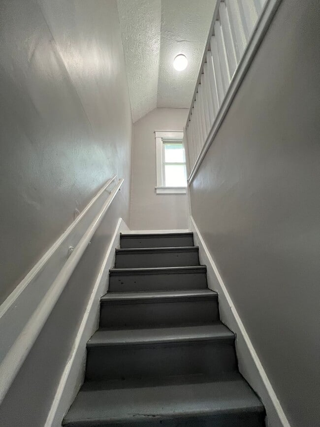Building Photo - Your Family’s Next Chapter Starts Here – 3...