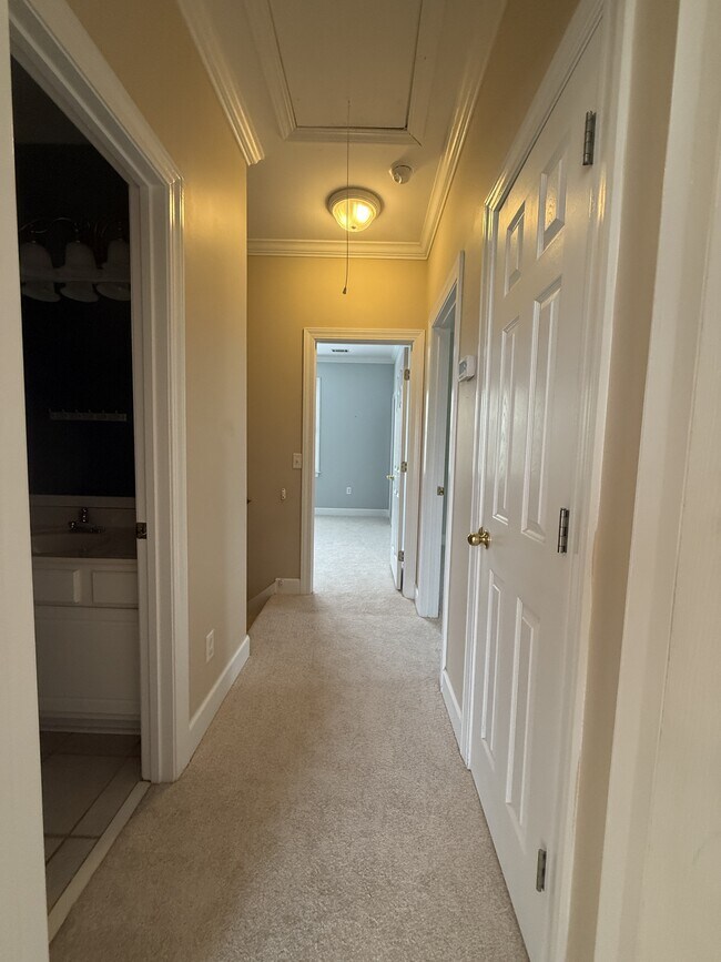 Building Photo - 101 Patrick Dr