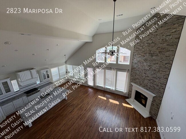 Building Photo - 2823 Mariposa Dr