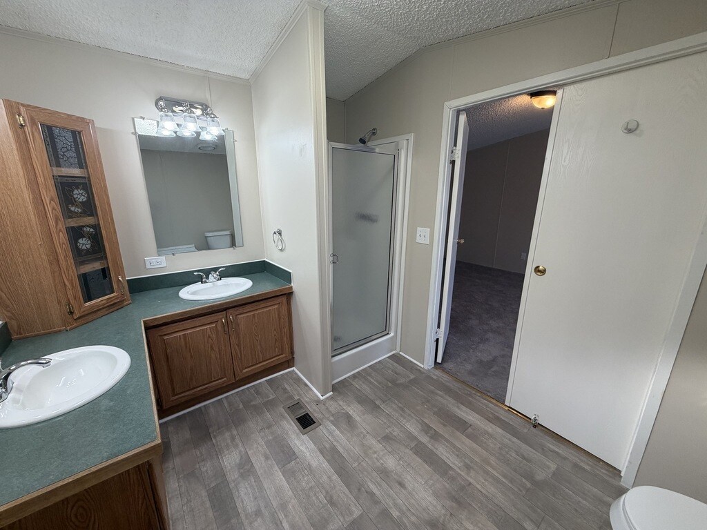 Building Photo - 38010 St Tropez Dr