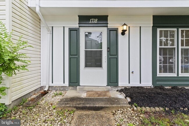 Building Photo - 1718 Brightwell Ct