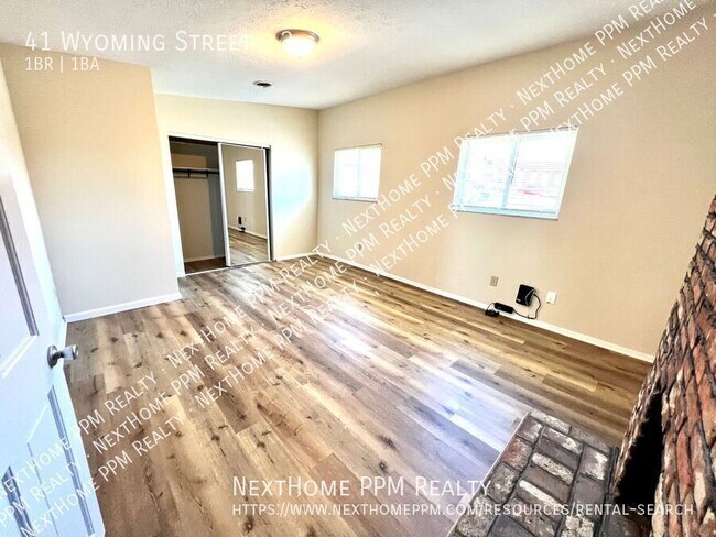 Building Photo - 41 Wyoming St