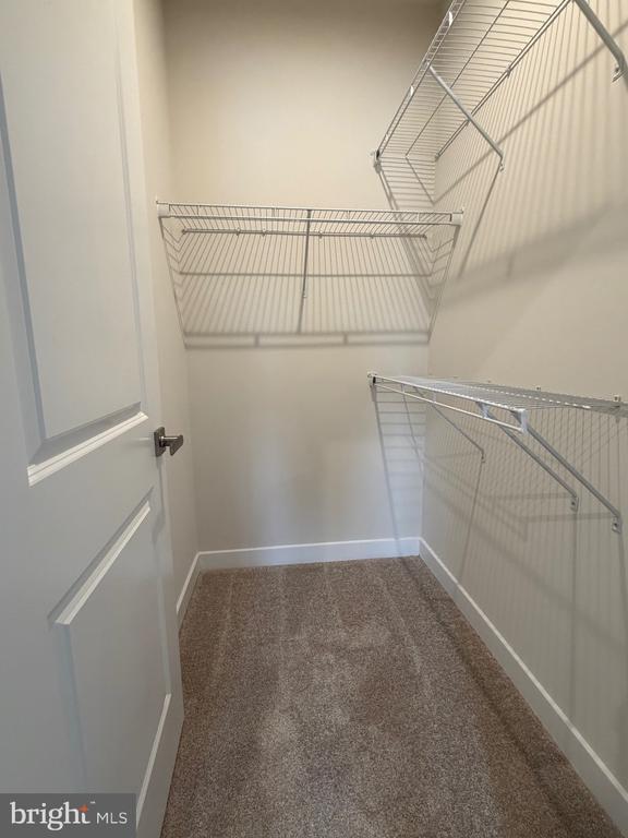 Building Photo - 9313 Klamath Ct