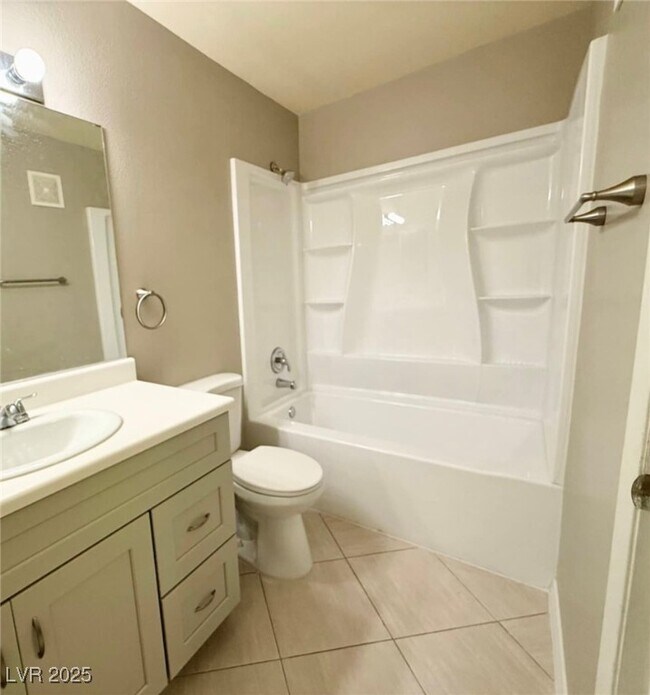 Building Photo - 7885 W Flamingo Rd