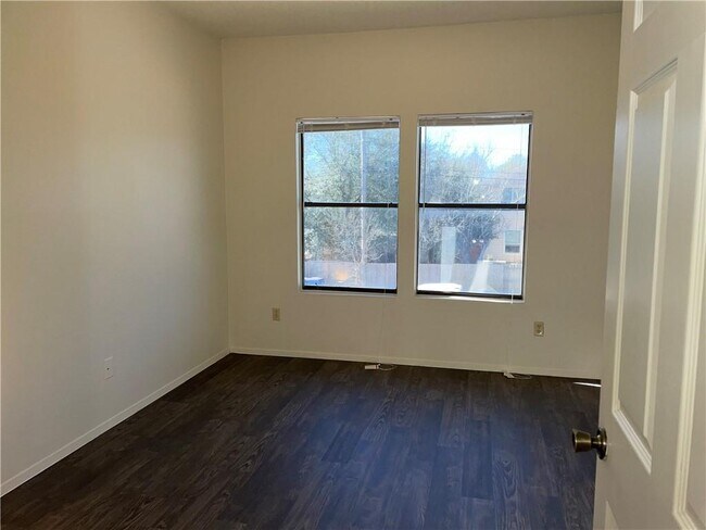Building Photo - 2415 W Slaughter Ln