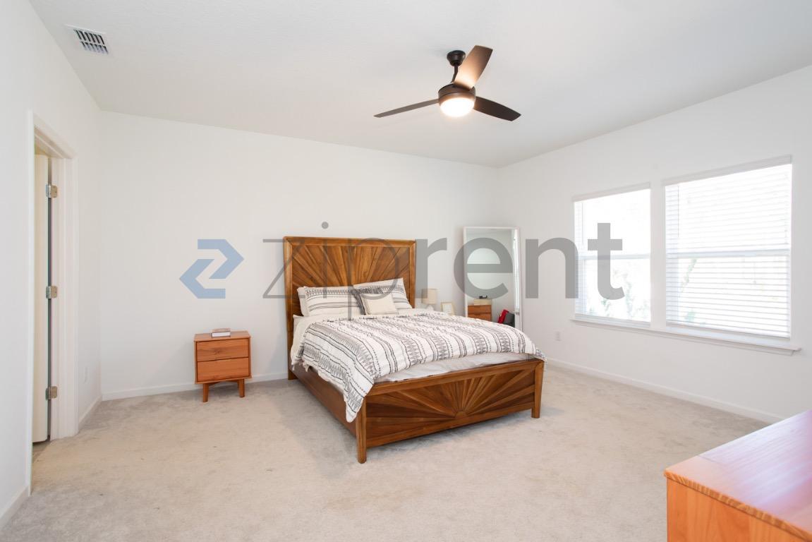 Building Photo - 1688 Lachlan Cir