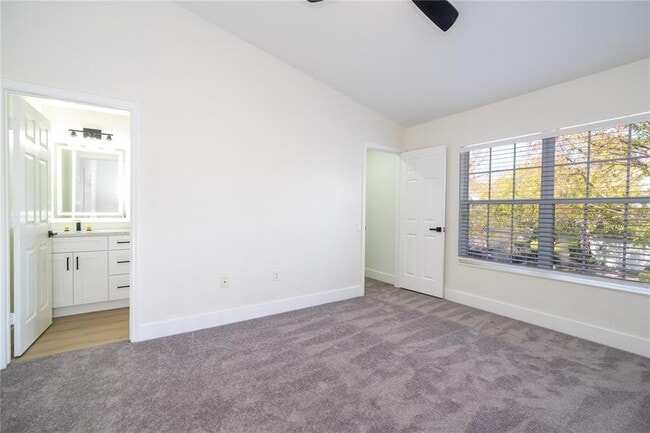 Building Photo - 6979 Sperone St