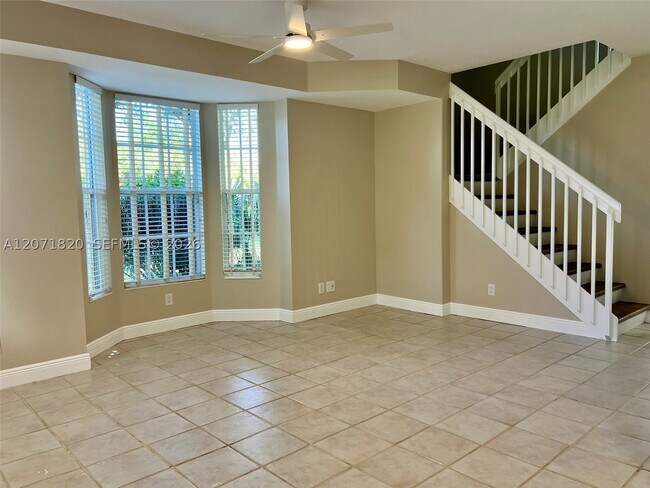 Building Photo - 314 Legare Ct