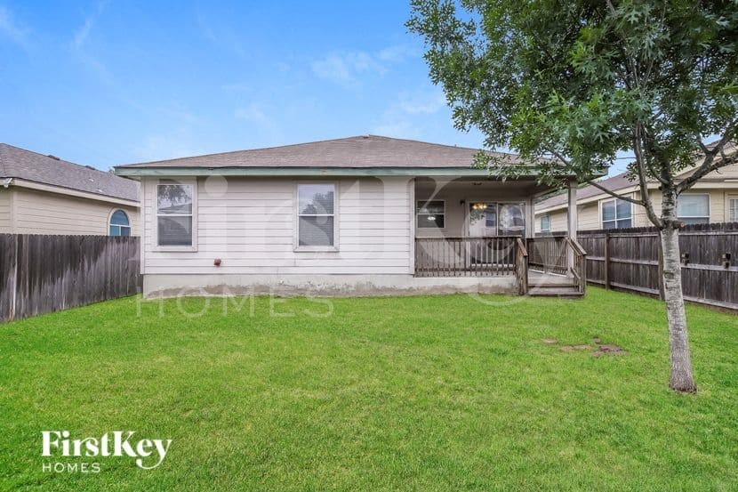 Building Photo - 237 Val Verde Dr