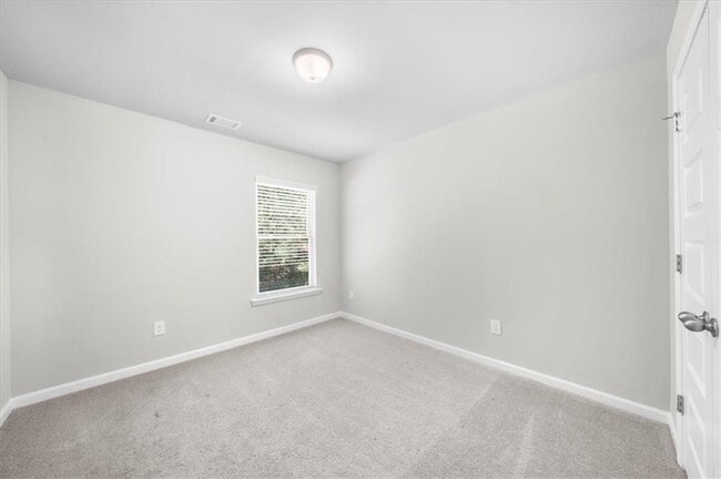 Building Photo - 210 Vickery Ln
