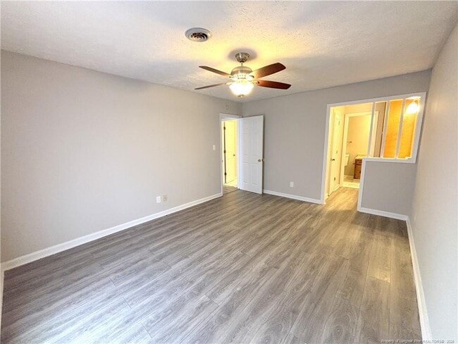 Building Photo - 632 Dowfield Dr