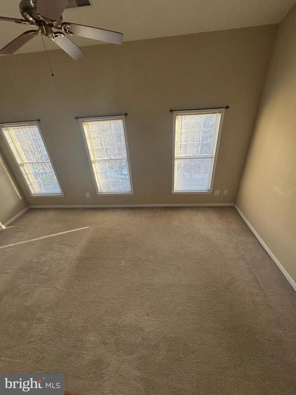 Building Photo - 2414 N Hampton Dr