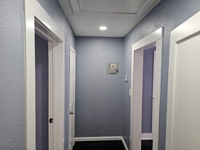 Building Photo - 2 bedroom house for rent in Downtown Killeen