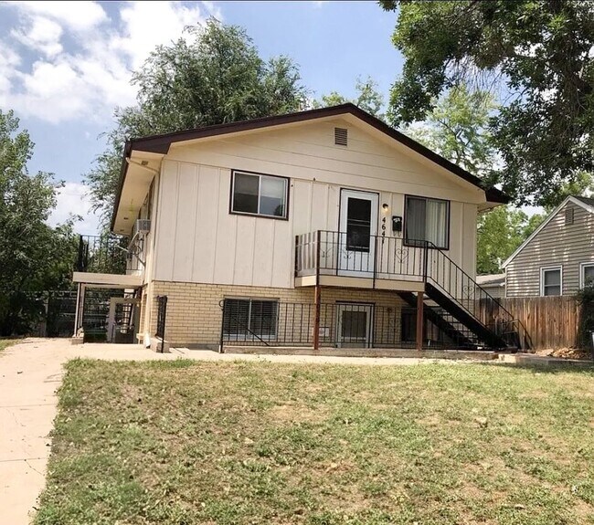Building Photo - 4641–4639 S Acoma St – Spacious 2-Bedroom Duplex Homes in Englewood!