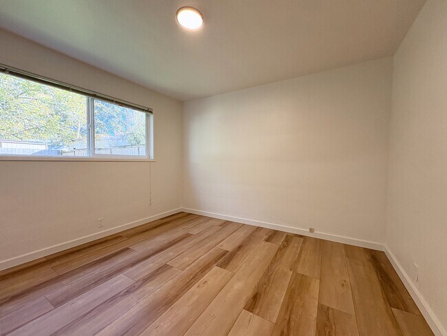 Building Photo - 2835 Pearl St