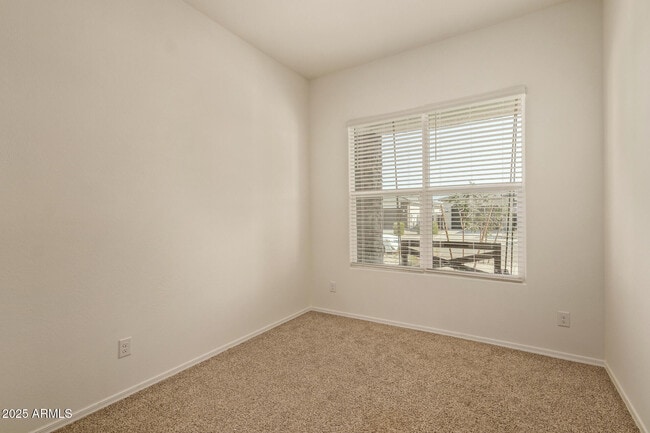 Building Photo - 15612 W Smoketree Dr