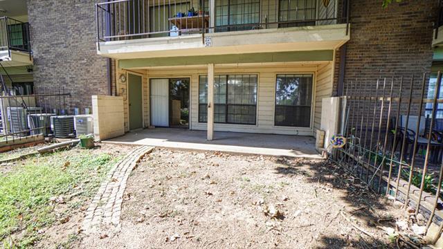 Building Photo - 2505 Wedglea Dr