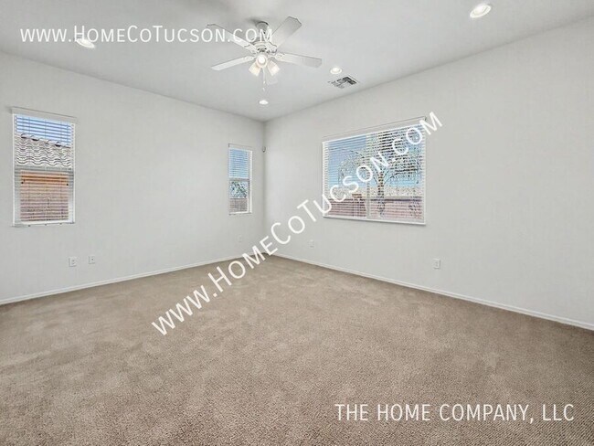 Building Photo - 38628 S Running Roses Ln
