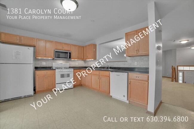 Building Photo - 1381 Carolyn Ct