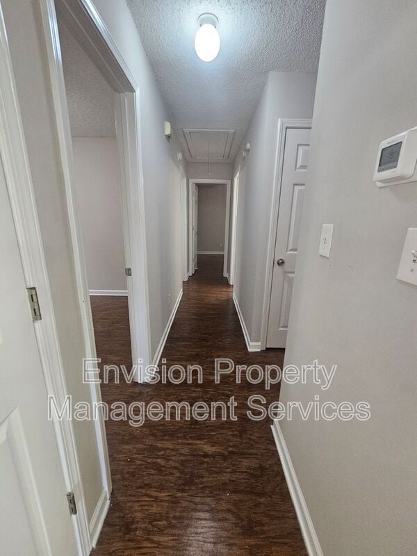 Building Photo - 1393 N Hampton Dr