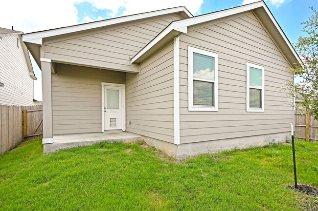 Building Photo - 2943 Angelou St