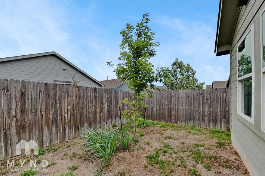 Building Photo - 9928 Wye Ml