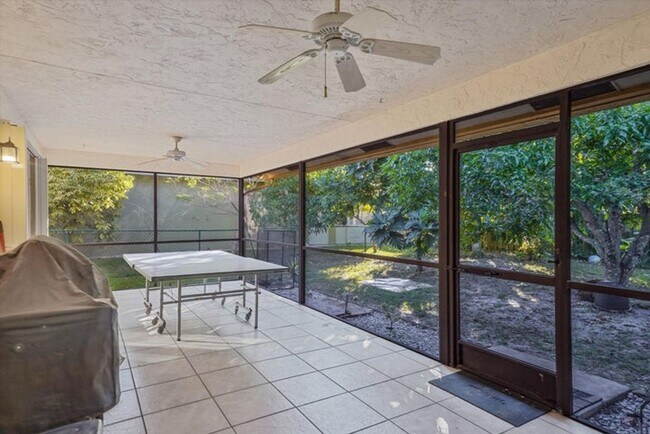 Building Photo - 13790 Paddock Dr