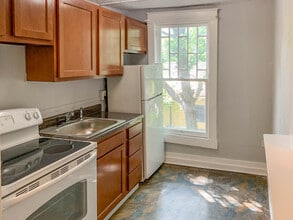 Building Photo - 706 Chickamauga Ave