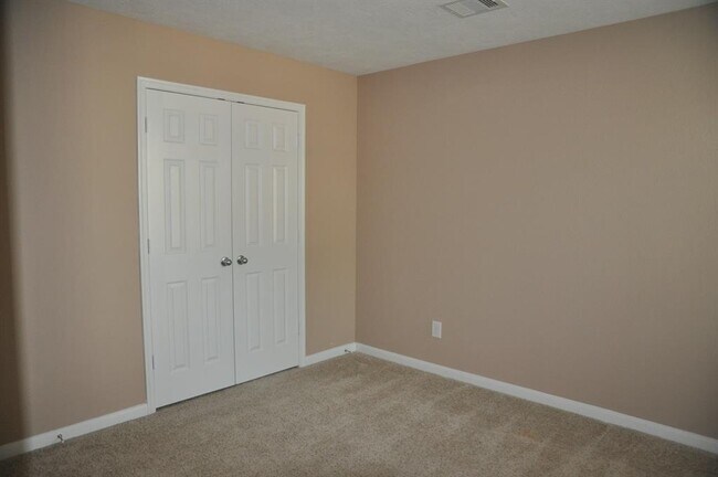 Building Photo - 12229 Medina Lake Dr