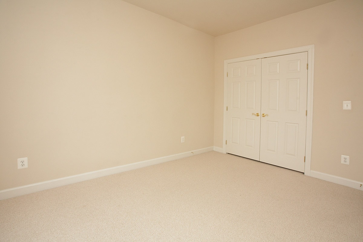 Building Photo - 560 Odendhal Ave