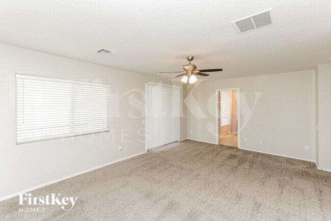 Building Photo - 10726 Arusha Ave
