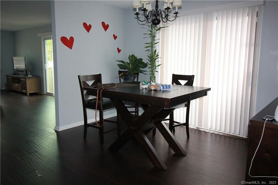 Dining Room - 183 Livingston Pl