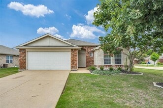 Building Photo - 3000 Bryce Dr