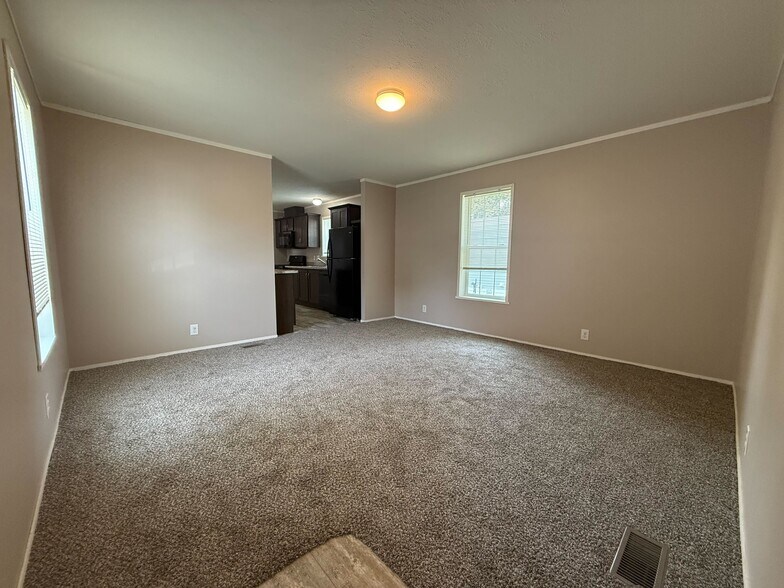 Building Photo - 11750 Cascade Cir