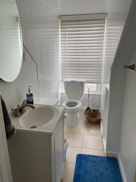 Building Photo - 6831 Maryland Ave