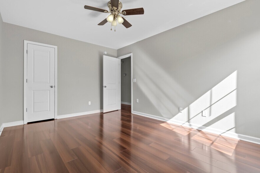 Building Photo - 207 Flinchum Pl