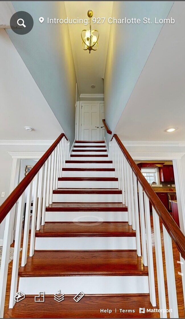 Building Photo - 927 S Charlotte St