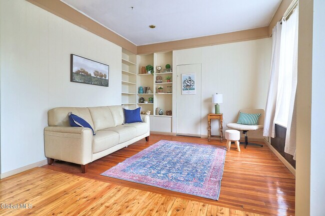 Building Photo - 28 Manning Blvd