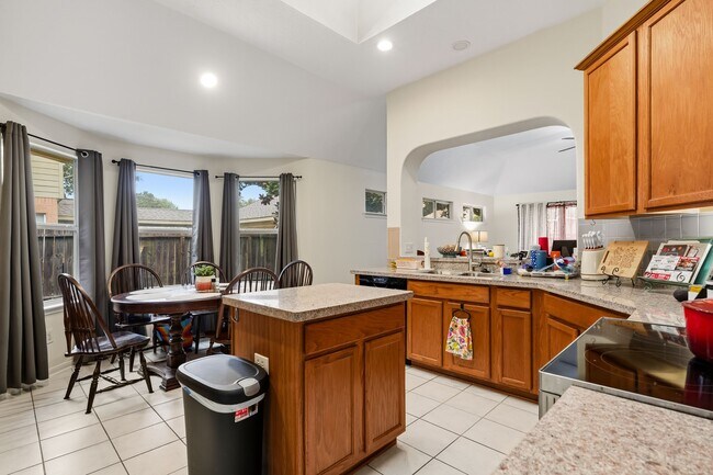 Building Photo - 3710 S Barnett Way