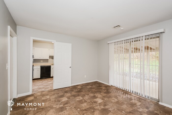 Building Photo - 2499 Bluelark Dr