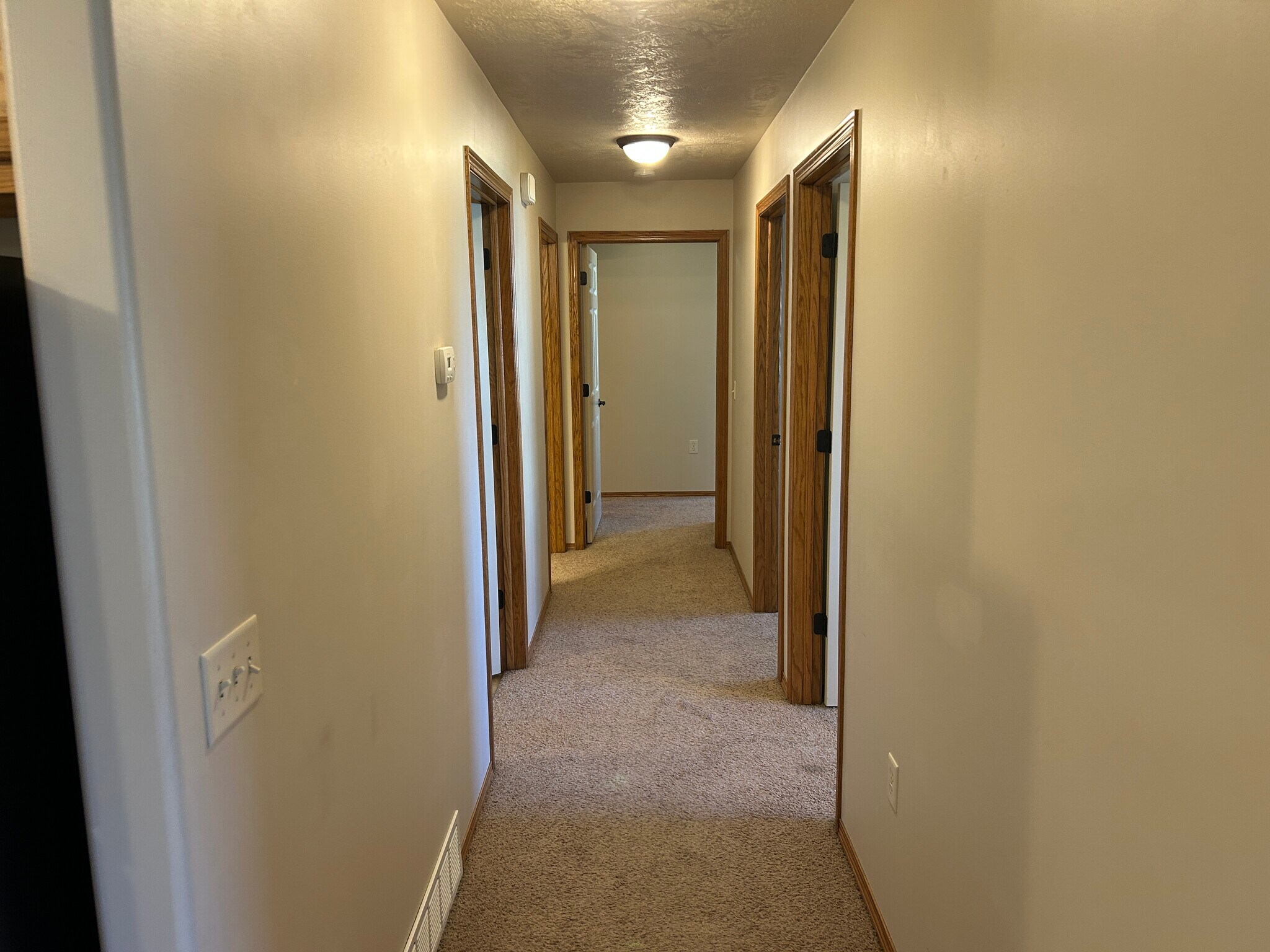Building Photo - 3808 W 93rd St