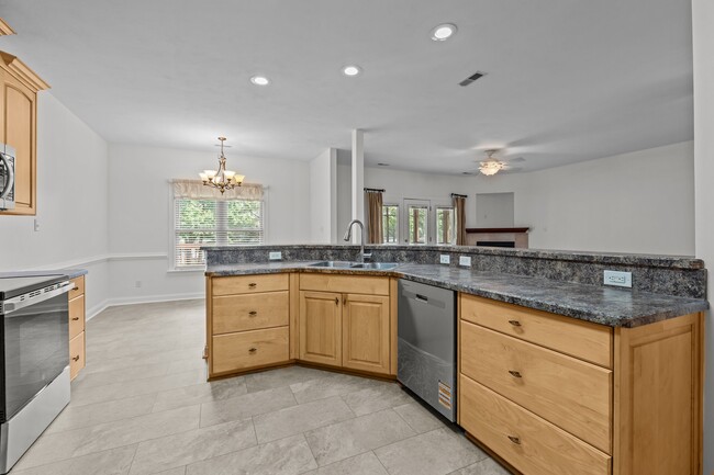 Building Photo - 2300 Greenwing Ct