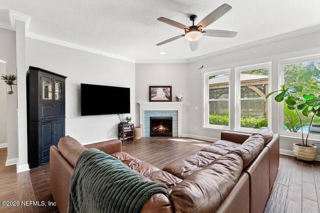 Building Photo - 1175 Eagle Point Dr