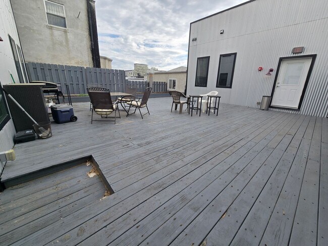 Building Photo - 1929 S 17th St