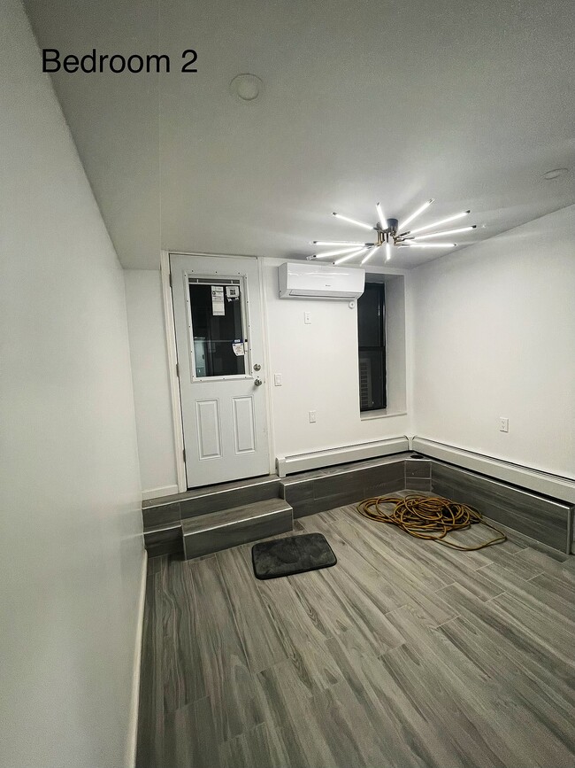 Master Bedroom - 5016 46th St