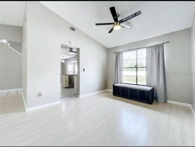 Building Photo - 1668 Spicewood Ln