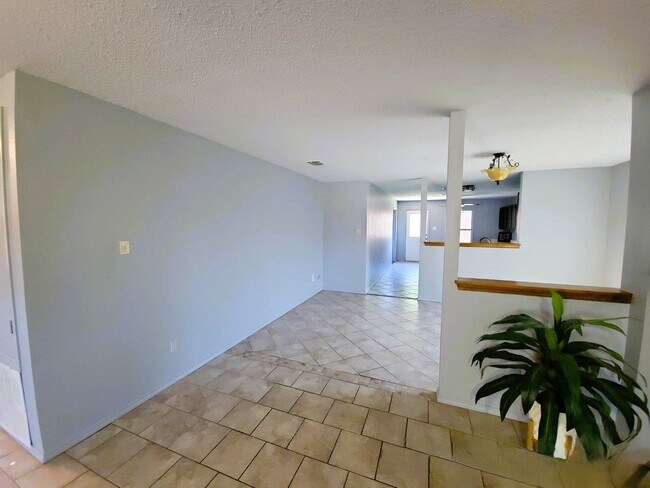Building Photo - 1330 Blazing Star Trail